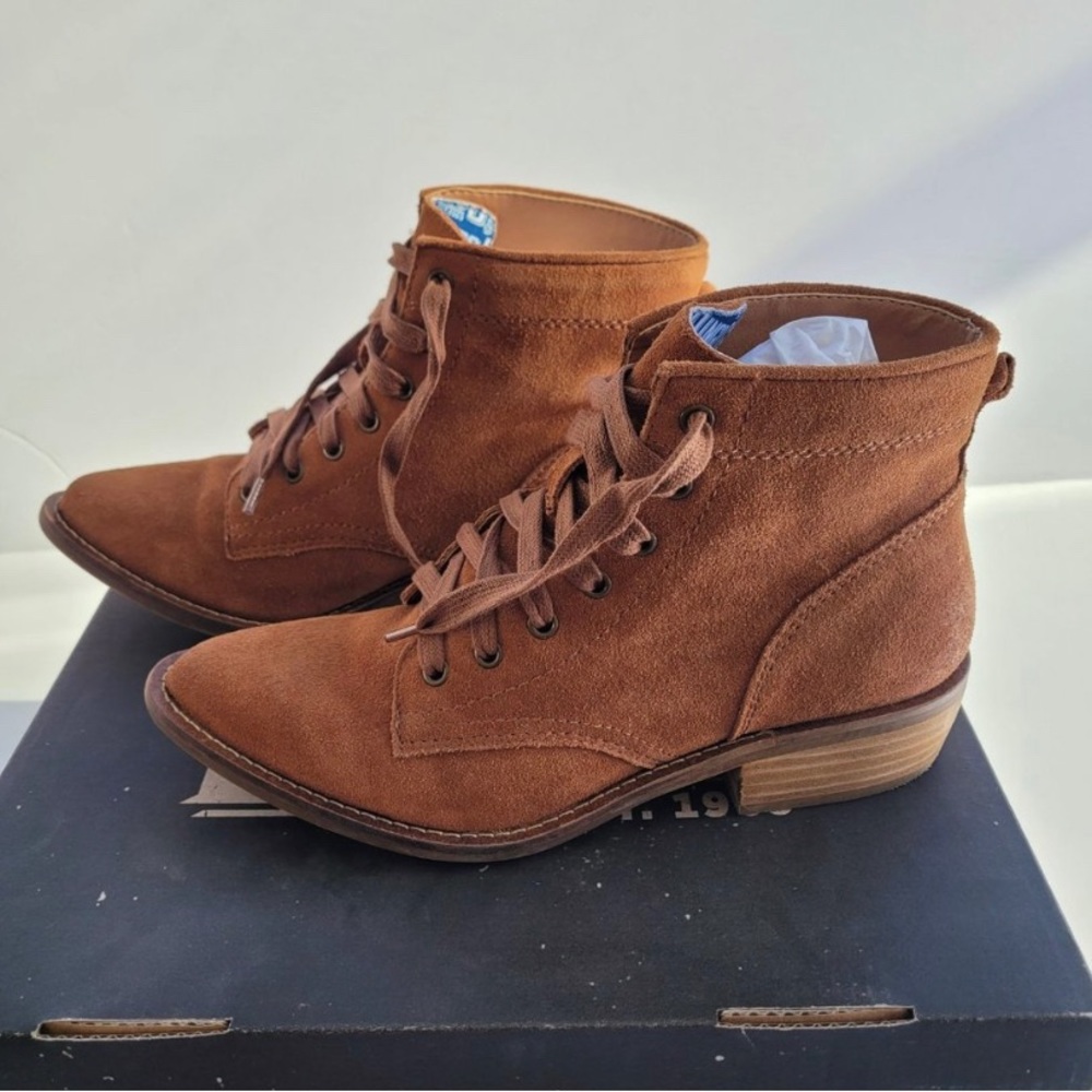 Dingo  Whisky Green Acres Pointed Toe Lace up Booties Brown Suede Sz 6.5 NWOB